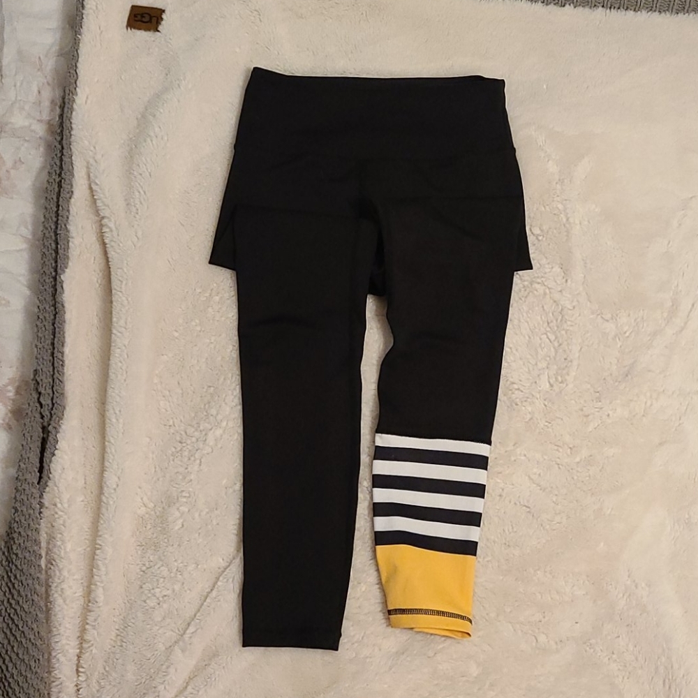 Zyia active bumble bee 7/8 pants